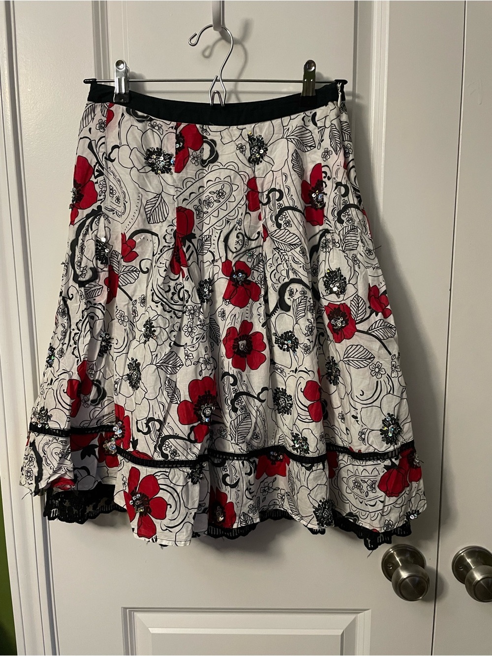Limited Too Red White Black Floral Sequin Skirt Girls 16